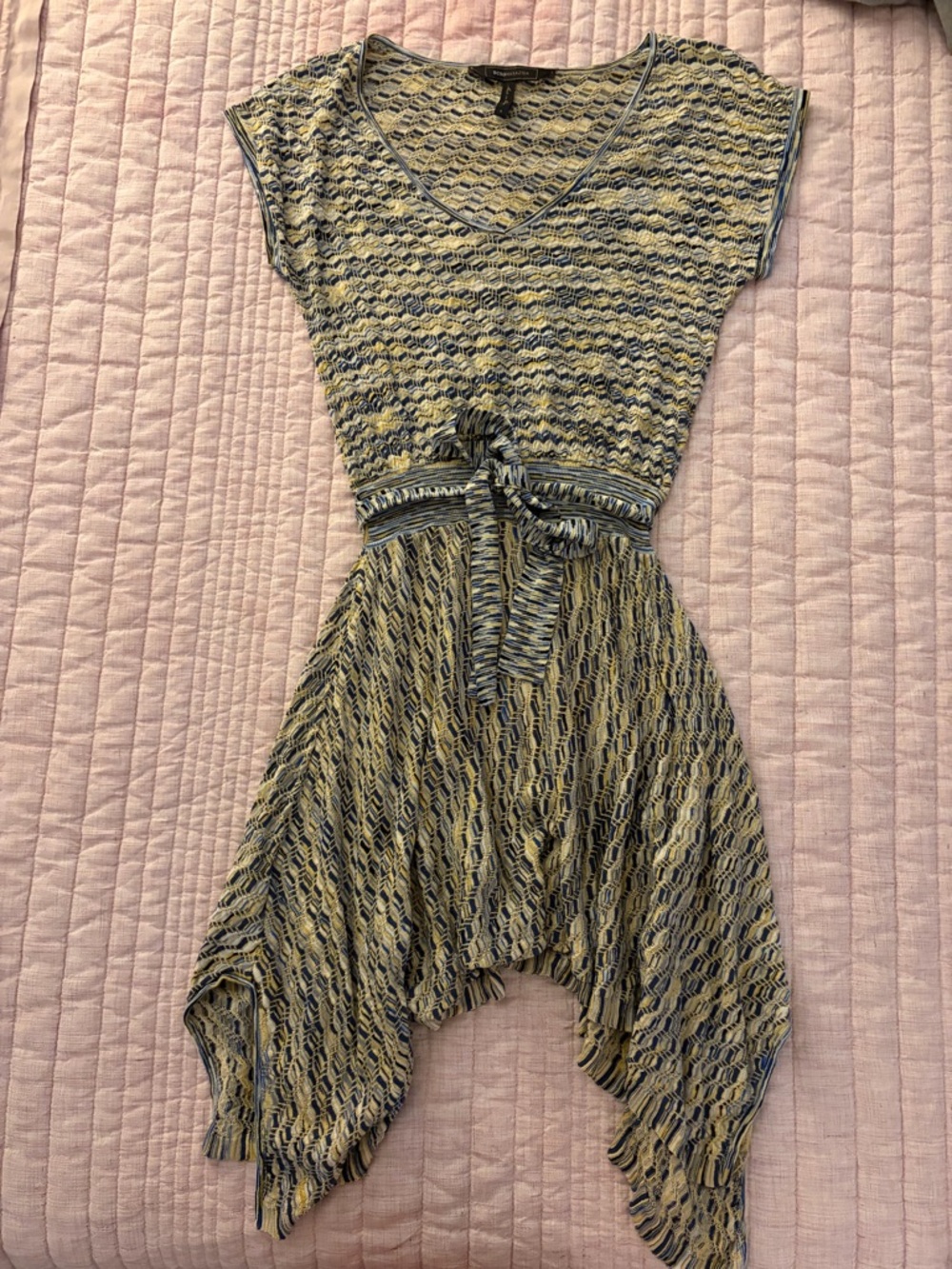 BCBG Textured V-Neck Handkerchief Hem Dress in Yellow & Blue
